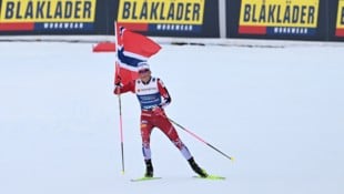 Langlauf-Star Johannes Hösflot Kläbo schrieb mit dem fünften Titel bei seiner Heim-WM in Trondheim Geschichte! (Bild: APA/AFP/Jonathan NACKSTRAND)