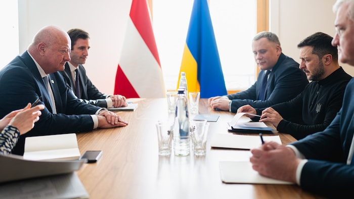 Österreich wird beim Gipfel erstmals von Kanzler Christian Stocker (ÖVP) vertreten, der erst ...