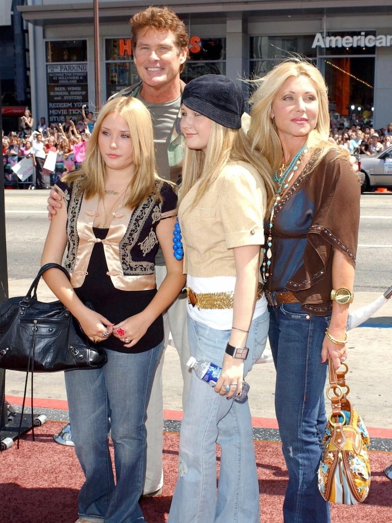 David Hasselhoff und Pamela Bach mit ihren Töchtern (Bild: VISUAL AGENTUR / Action Press / picturedesk.com)