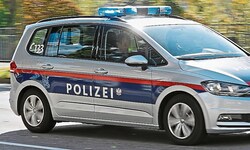 Die Polizei ist in Vöcklabruck unterwegs, weil es wieder einmal eine Bombendrohung gibt.