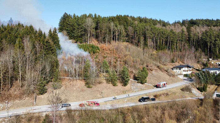 Zehn Feuerwehren rückten nach Hirschbach an.