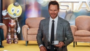 Chris Pratt hätte gern einen „coolen Roboter-Butler“ (Bild: EPA/SERGIO PEREZ)