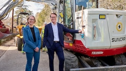 1140-Bezirksvorsteherin Michaela Schüchner mit Klimastadtrat Jürgen Czernohorszky