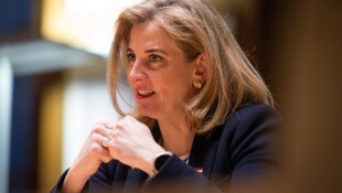 Beate Meinl-Reisinger gab der „Krone“ das erste Interview in ihrer neuen Funktion.