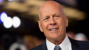 Die Sprachstörung Aphasie beendete die Schauspielkarriere von Bruce Willis.