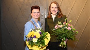 Winzerin und Jus-Studentin bilden ÖVP-Doppelspitze: Dagmar Händler (li.) und Natalie Scharschon (re.). (Bild: Gemeinde Gumpoldskirchen)