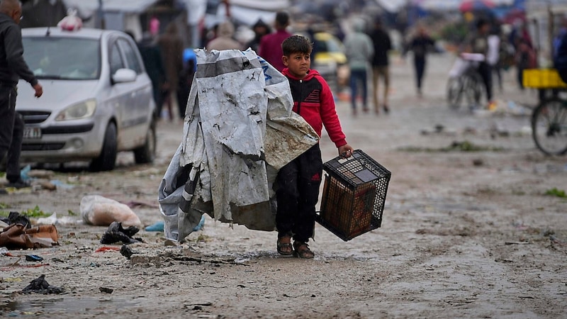 Ein Kind im Gazastreifen (Bild: APA/AP)