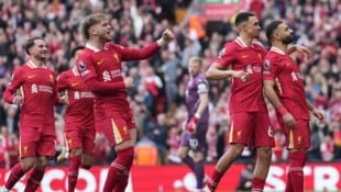 Die „Reds“ sind weiter im Jubelrausch. (Bild: AP/Jon Super)