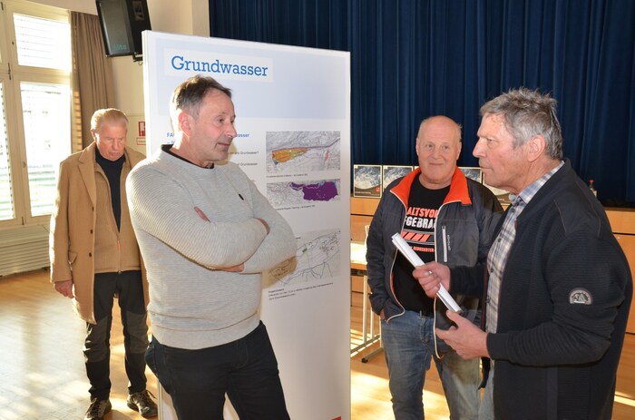 Citizens continued to discuss the matter recently. 