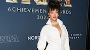 Rihanna teilte zum internationalen Frauentag auf Instagram Fotos, die nach den Geburten ihrer ...