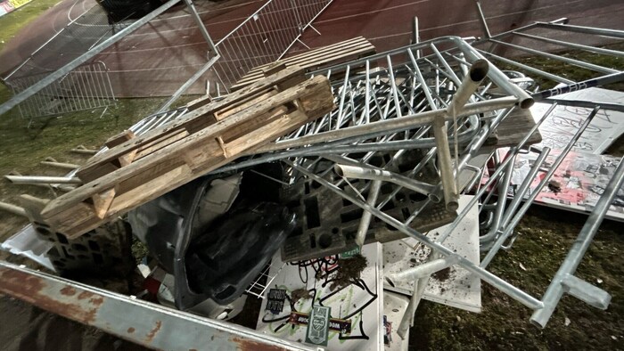 Die „Wurfgegenstände“ der Rapid-Fans in Hartberg.