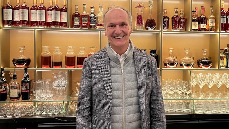 Zum-Schwarzen-Kameel- und Campari-Bar-Betreiber Peter Friese. (Bild: Schnegdar Karin)