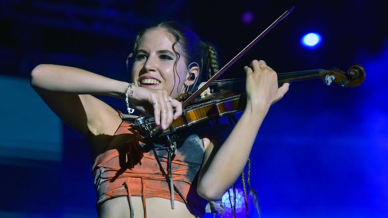 Violinist Nina Sofie Berghammer wowed the audience at the festive concert (Bild: Dr Fekete Daniel)