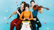 Spielerisch-musikalische Poesie gibt es mit Klapperlaplapp. 