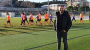 Will sowohl für Sibenik als auch Austria Klagenfurt (beide Teams im Hintergrund) eine ...