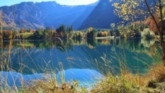 Wer am Langbath- oder Offensee sein Auto abstellt, muss seit Beginn des Monats für jede Stunde ...