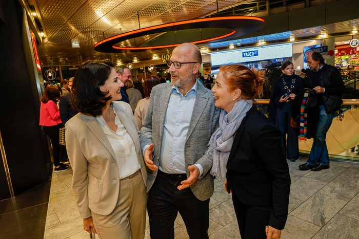 Gattin Andrea Drexel (li.) mit SES-CEO Christoph Andexlinger und Oval-Intendantin Margret Stronegger.