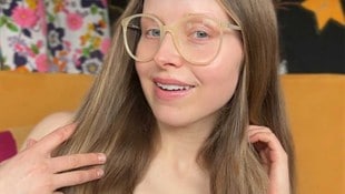 Jessie Cave spielte in den „Harry Potter“-Filmen Lavender Brown. Jetzt will sie ihre Fans auf OnlyFans verführen. (Bild: instagram.com/jessiecave)