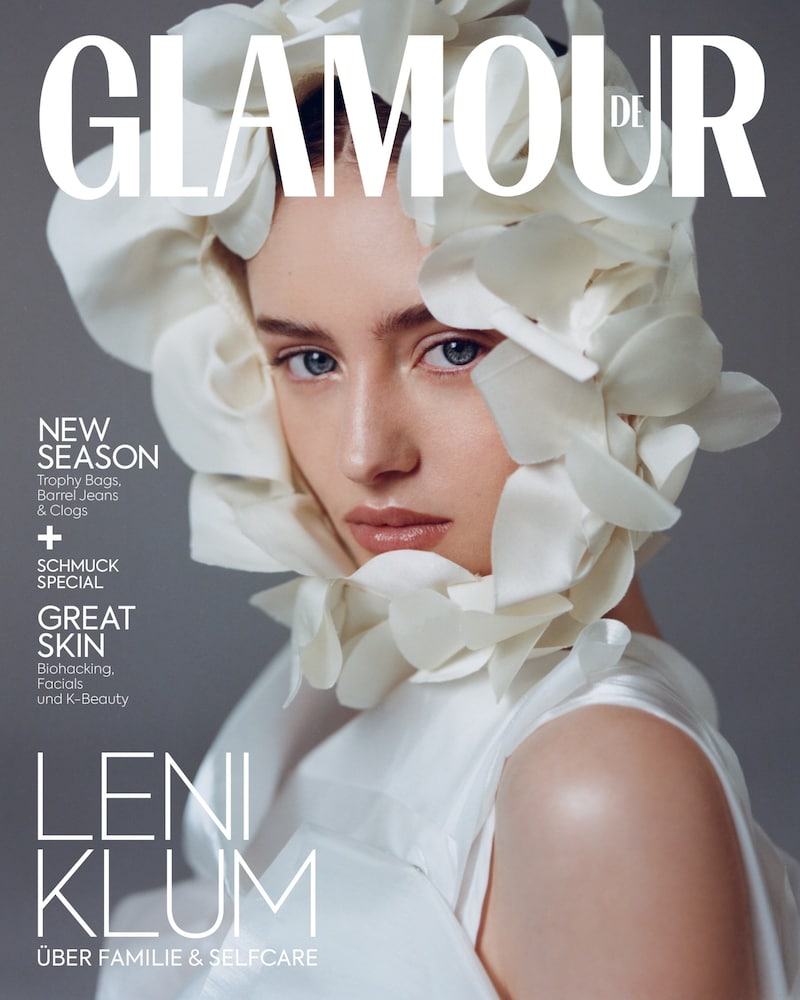 Die neue Ausgabe von „Glamour Germany“ ist ab 11. März im Handel erhältlich.  (Bild: © Agata Serge/Glamour Germany)