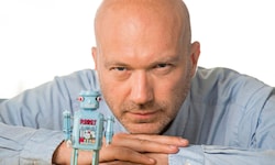 Franz Kühmayer ist studierter Physiker und Informatiker und hat Erfahrung als Top-Manager. Heute ...