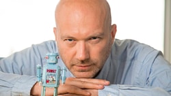 Franz Kühmayer ist studierter Physiker und Informatiker und hat Erfahrung als Top-Manager. Heute ...