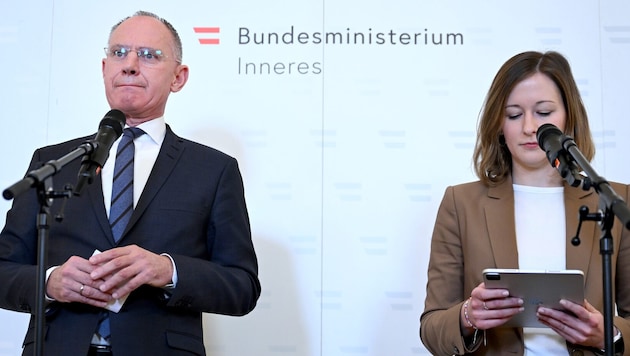 Innenminister Gerhard Karner und Integrationsministerin Claudia Plakolm (beide ÖVP) (Bild: APA/Roland Schlager)