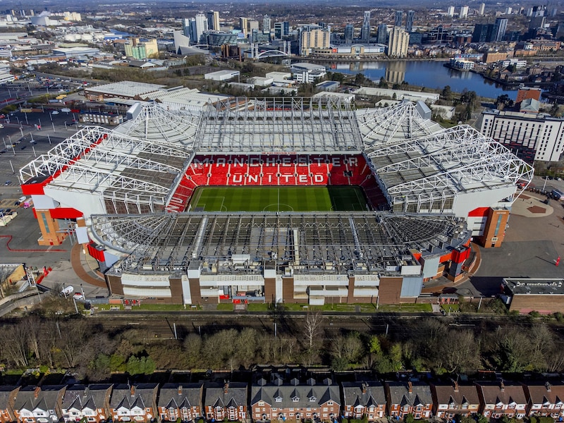 Old Trafford hat – zumindest als Fußball-Schauplatz – wohl bald ausgedient. (Bild: Peter Byrne)