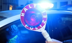 Bei regelmäßigen Schwerpunktkontrollen erwischt die Polizei immer wieder Alko- und ...