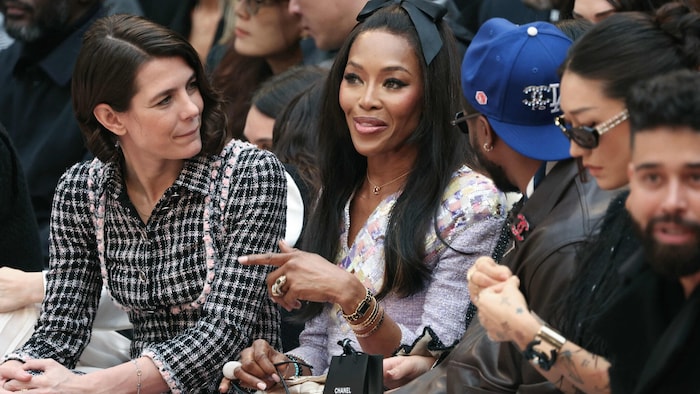 Charlotte Casiraghi im Gespräch mit Naomi Campbell
