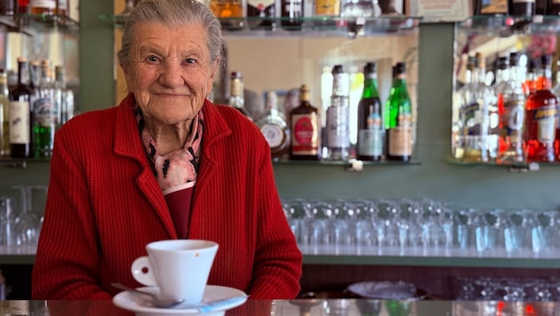 Im November ist die Nonna Anna, die Oma Anna, wie sie hier jeder nennt, 100 geworden. (Bild: Christoph Sator / dpa / picturedesk.com)