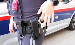 Großer Blaulichteinsatz Mittwochabend in Knittelfeld, die Polizei konnte die jungen Täter ...