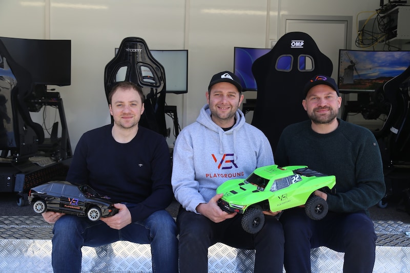 Making boyhood dreams come true: Thomas Steinber, Paul Aigner and Philipp Lietz from VBR-Playground. (Bild: ZVG VBR innovations)