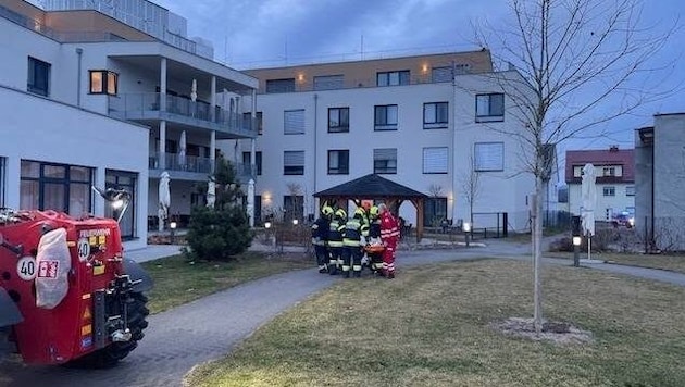 Die Fohnsdorfer Helfer bei ihrem Einsatz im Morgengrauen (Bild: FF Fohnsdorf)