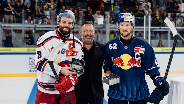 Peter Schneider, Christian Winkler und Patrick Hager (von links).  (Bild: Gintare Karpaviciute - EC Red Bull Salzburg)