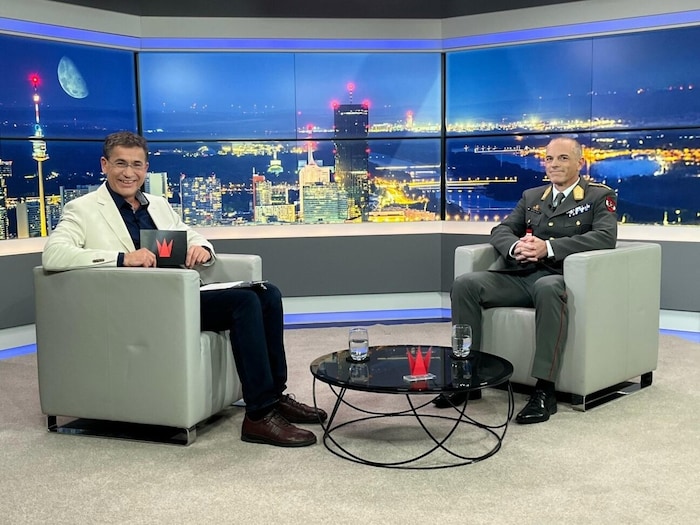 Gerhard Koller mit Brigadier Sandtner