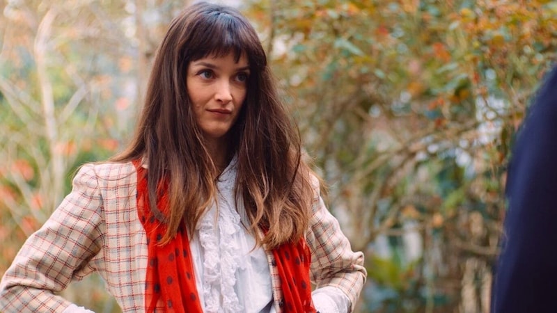 Charlotte Le Bon spielt Niki de Saint Phalle, Schöpferin der Nanas (bunten Skulpturen). (Bild: Wild Bunch)