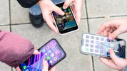 Im weiten Land wird mit dem Handyverbot auch die Smartphone-Kompetenz der Schüler in den Fokus ...