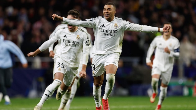 Real Madrid steht im CL-Viertelfinale. (Bild: AFP/OSCAR DEL POZO CANAS)