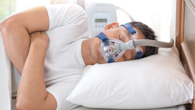 Studies show that weight loss can significantly alleviate the symptoms of sleep apnea. (Bild: sbw19 - stock.adobe.com)