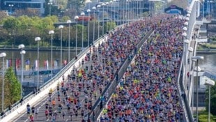 Das Stadtgebiet gehört am Sonntag zum Großteil den Sportlerinnen und Sportlern. (Bild: GEPA)