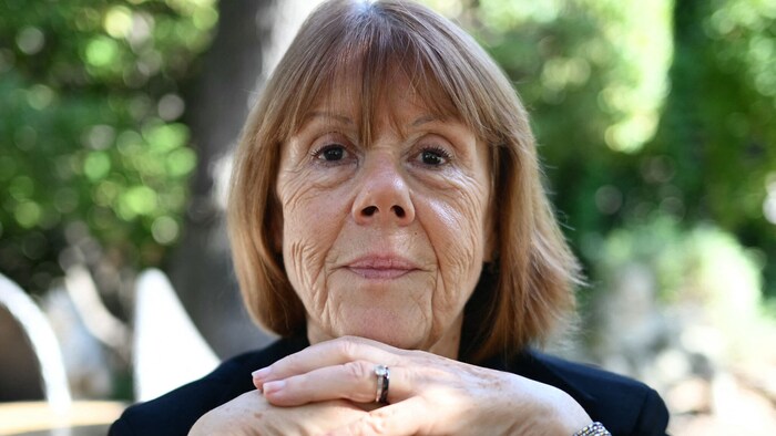 Die furchtlos scheinende Gisèle Pelicot, die davon ausgeht, etwa 200 Mal vergewaltigt worden zu ...