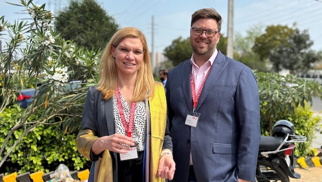 Susanne Feiel and Clemens Weihs are currently traveling through India to recruit students for the University of Leoben. (Bild: Fanny Gasser)