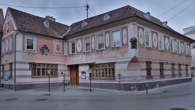 Seit 1873 hat das Gasthaus Hametner in Bad Hall offen. Am Montag wird das Lokal geschlossen (Bild: Hütmeyer Gerhard)