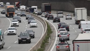 Der Osterreiseverkehr sorgt erneut für viel Stau auf der A10.