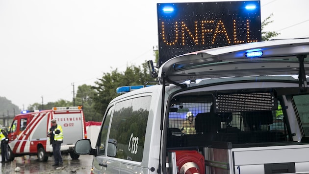 An accident on the A14 caused chaos on Thursday evening. Due to the tailback, the Pfänder Tunnel had to be switched to block clearance by Asfinag. (Bild: Mathis Fotografie)