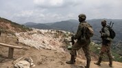 Hier, in den Rubaya-Minen im Kongo, wird Coltan abgebaut. Die Anwesenheit von Militär ist kein ...