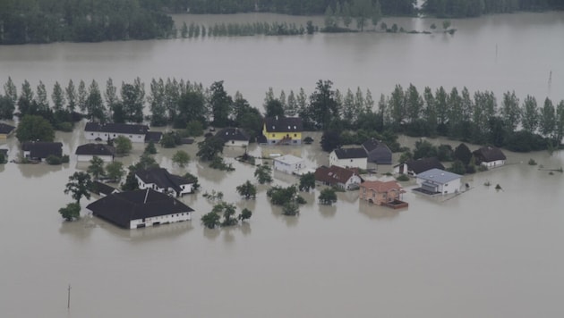 A look back to 2013: back then, the Eferding basin was flooded over a large area. (Bild: Schütz Markus)