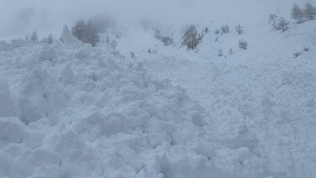 Bei trübem Wetter gilt es, die erhebliche Lawinengefahr zu beachten. (Bild: Lawinenwarndienst Tirol)