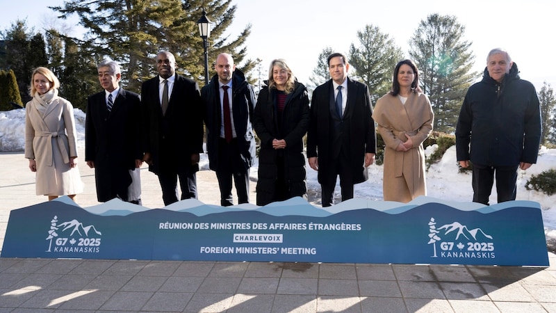 Gruppenfoto der Außenminister der G7-Staaten (Bild: APA/AFP )