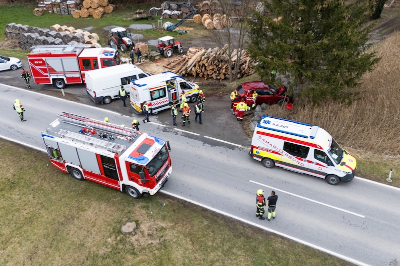 Die Unfallstelle im Überblick. (Bild: Bernd Hofmeister)